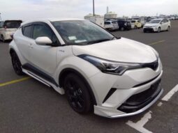 
										TOYOTA C-HR HYBRID G MODE NERO full									