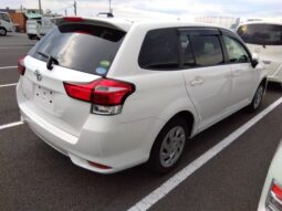 
										Toyota Corolla Fielder X 2019 full									